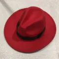 Red fedora hat for men, wide brim wool panama hat with black band, vintage jazz cap. - M (56-58cm) / Red