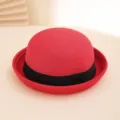 Chapeau melon en laine rouge classique avec ruban noir, style britannique pour automne et hiver. - Adulte / Rouge
