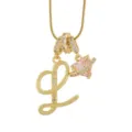 Exquis collier pendentif lettre L coeur avec des pierres de zircon brillantes et chaîne. - L-Or (Chaîne Serpent)