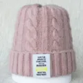 Bonnet en tricot torsadé rose hiver chaud épais chapeau avec patch citation avant - Taille unique / Rose