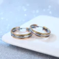 Elegante meerkleurige roestvrijstalen oorringen met gestructureerde diamantfacetten. - 7.0*35 / Driekleur