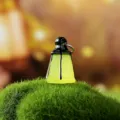 Mini lumineuze lantaarn hanger ornament, groen glow nachtlicht tuin miniatuur decoratie. - Lichtgevende Lantaarn / Geel