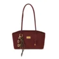 Sac à épaule élégant rouge foncé avec fermoir tourniquet et charm pour femmes. - Avec Pendentif / Bordeaux