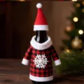 Kerst mini kerstmuts wijnfles hoes rood zwart ruitjes feestelijke tafeldecoratie - Wijnfleshoezen met sneeuwvlok-ruitpatroon