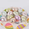 Œufs de Pâques suspendus en plastique coloré avec texture feuille métallisée pour décoration festive. - Ensemble 10