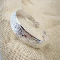Bracciale rigido aperto stile etnico vintage placcato argento con motivo carpa koi e loto - Stile Pesce e Loto Spesso (20)