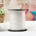 Rollo de cinta de globo blanca para envolver regalos y detalles de decoracion y fiestas. - Blanco