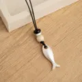 Collana con ciondolo a forma di pesce argento opaco minimalista coreano con cordino - Stile Pesce Argento Opaco