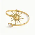 Bracciale rigido da braccio con perla e sole in metallo dorato regolabile da donna chic - placcatura con mantenimento del colore / Oro