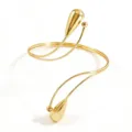 Bracciale manica aperto in metallo dorato con design a goccia d'acqua e perla per donna moda. - placcatura con mantenimento del colore / Oro