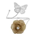 Vista dettagliata del bracciale aperto in argento con farfalla vuota e fiore in tessuto. - Fiore Caffè (Argento)