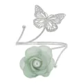 Bracciale da braccio in metallo argento con farfalla e fiore in tessuto verde chiaro. - Fiore Verde Chiaro (Argento)