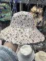 Vintage Blumen-Fischerhut für Damen, breite Krempe Sonnenhut für Frühling Sommer Outdoor. - Blumiges Lila