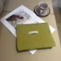 Sciarpa in lana lavorata a maglia verde da donna, morbido scaldacollo invernale, elegante - Motivo a lingotto verde senape