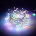 Levendige meerkleurige LED-koperdraad lichtslingers voor feestelijke vakantie- en decoratie - 3m 100 LED's - 3 AA Knipperende Batterijdoos / Zilveren Draad - Meerkleurig