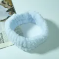 Diadema de felpa azul claro para mujeres para lavarse la cara y maquillarse en el spa - Diadema Única / Azul