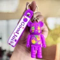 Leuke paarse beren sleutelhanger en tas hanger voor autosleutels en mode accessoires. - Donkerpaars