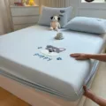 Lichtblauw katoenen hoeslaken met schattig puppy borduurwerk, warm beddengoed voor de winter. - 90*190cm / Zeezoutblauw - puppy - hoeslaken