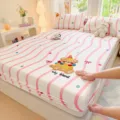 Pink striped cotton fitted sheet set with bear embroidery and matching pillowcases variant. - Party Bear