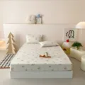 Baumwolle Doppelschicht Gaze Spannbetttuch Süßer Cartoon Druck Schlafzimmer Bettwäsche. - Glücklicher Welpe / 120x200+20 cm Einzel-Spannbetttuch