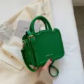 Borsa a Tracolla in Pelle PU Verde da Donna Borsa Vintage con Accessori Dorati - Verde