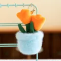 Lindo llavero de maceta de tulipanes de felpa, accesorio colgante de bolsa naranja verde. - Tulipán / 12cm / Naranja