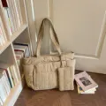 Chique beige gewatteerde shopper, licht en groot voor werk, reizen en laptop. - Khaki
