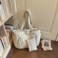 Gewatteerde schoudertas, lichte en grote shopper voor dagelijks gebruik en reizen. - Broken Wit