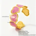 Goldschmuck Edelstahl offener Armreif mit leuchtend rosa Emaileherz-Motiven für Damen. - Verbundene Herzen Stil (RT177SZ-pink) / Rosa