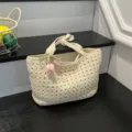 Sac bandoulière crochet d'été, cabas de plage ajouré avec breloque tulipe rose femme. - Crème Motif Floral Rose