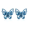 Detail opname blauwe strass vlinder oorbellen fonkelende kristalen oorknopjes details - Blauwe Strass Stijl (M230228026-2)