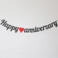 Bannière Happy Anniversary pailletée noire avec cœur rouge pour déco de fête d'anniversaire. - Bannière avec Cœur Rouge / Noir