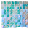 Panneau de mur de paillettes carrées holographiques fond chatoyant pour déco de fête mariage. - Panneaux muraux scintillants bleu irisé 30x30 cm