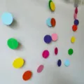 Colorful paper circle garland hanging string 2M variant for birthday party wall decoration. - 2m / 2m Colorful Circle Garland