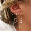 Elegante goldene Kettentasten-Ohrringe mit glitzernden Strasssteinen für einen trendigen Look - Ketten-Quasten-Ohrring-Set (JQH0275-949-962) / 24K / Dreiteiliges Set / Gold