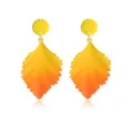 Kleurverloping blad vormige hangende oorknoppen met getextureerde knop voor dames mode. - Geel naar oranje