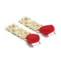 Getextureerde gouden en rode matte bloemblaadje hangende oorbellen in elegante vintage stijl. - Goud En Rood