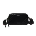 Sac à bandoulière appareil photo noir élégant pour femme avec large sangle design matelassé. - Noir