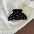Pinza de acetato con lunares negros dorados, exquisita mini pinza tiburón para semirecogidos. - Pinza de Pelo en Forma de Abanico / Lunares negros