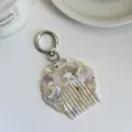 Portable mini acetate shell comb keychain, stylish pearly marble pattern bag pendant. - Approx. 6.4cm*6.4cm / Multicolor