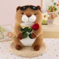 Simpatico peluche capibara con occhiali da sole e rosa, morbida bambola per decorazione. - Stile magnate con fiori