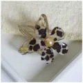 Panterprint bloem pentagram haarclip acetaat haaienclip elegant haaraccessoire mooi - Luipaardprint bloem - ster-haarklem
