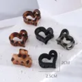 Kleine hartvormige haarclip mat bruine haarklem voor pony accessoires stijlvol 1st - Hart Stijl / 1 Stuk/Pak / Gemengde Kleuren