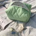 Green checkered quilted cosmetic bag with cherry lining, large capacity portable toiletry pouch. - 17.5*10.5*10.5cm / Light Green