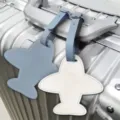 Set d'étiquettes de bagage en cuir PU avion, mignon identifiant de valise voyage. - Blanc