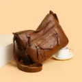 Braune Wascheider Leder Umhängetasche mit Mehrfachtaschen lässige Damentasche stilvoll - Braun