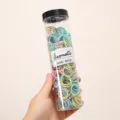 Kleurrijke kleine haarelastiekjes voor kinderen, rekbare rubberen banden in transparante pot. - Bonen haarelastiekjes in lentekleuren (emmer van 300)