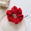 Chouchou en velours rouge pour femmes, bande de cheveux élastique douce accessoires. - Rouge