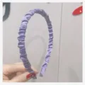 Paarse satijnen haarband met rimpels, elegante Koreaanse haarring, schattig haaraccessoire voor vrouwen. - Donkerpaars