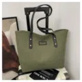 Corduroy tote bag for women, large capacity casual shoulder bag, retro commute handbag. - Green